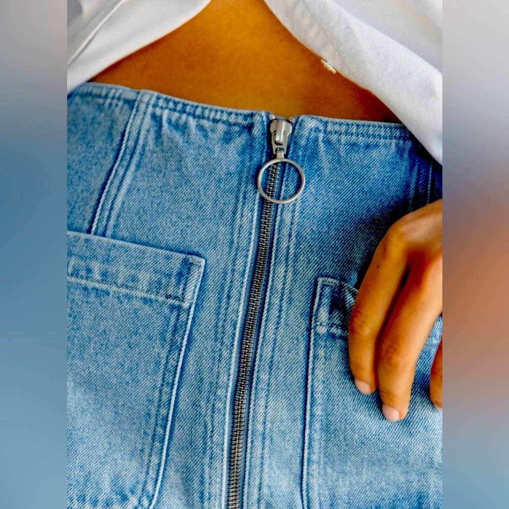 Sezane Light Blue Denim Mini Skirt with Front Zip - Picture 2 of 9